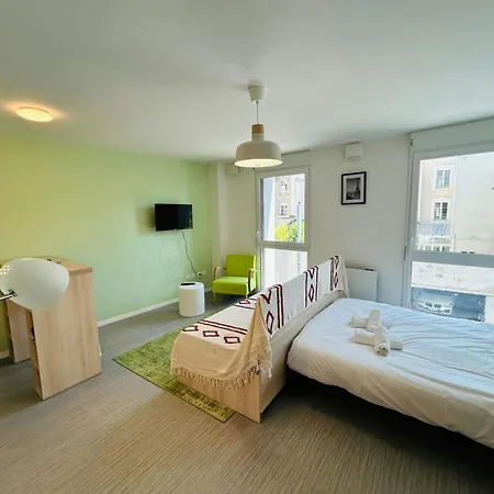 We Live In R - 203 Апартаменты Реймс