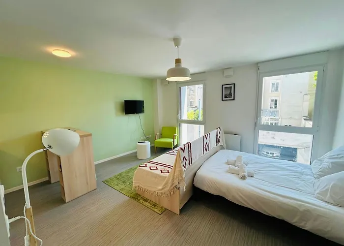 We Live In R - 203 Апартаменты Реймс