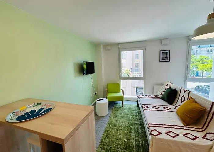 We Live In R - 203 Апартаменты