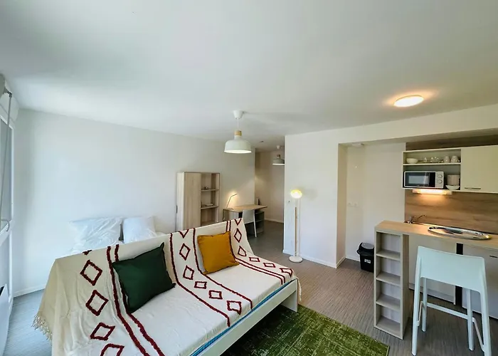 Апартаменты We Live In R - 203 Реймс