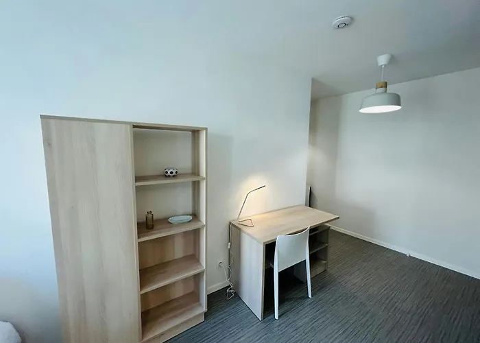 Апартаменты We Live In R - 203